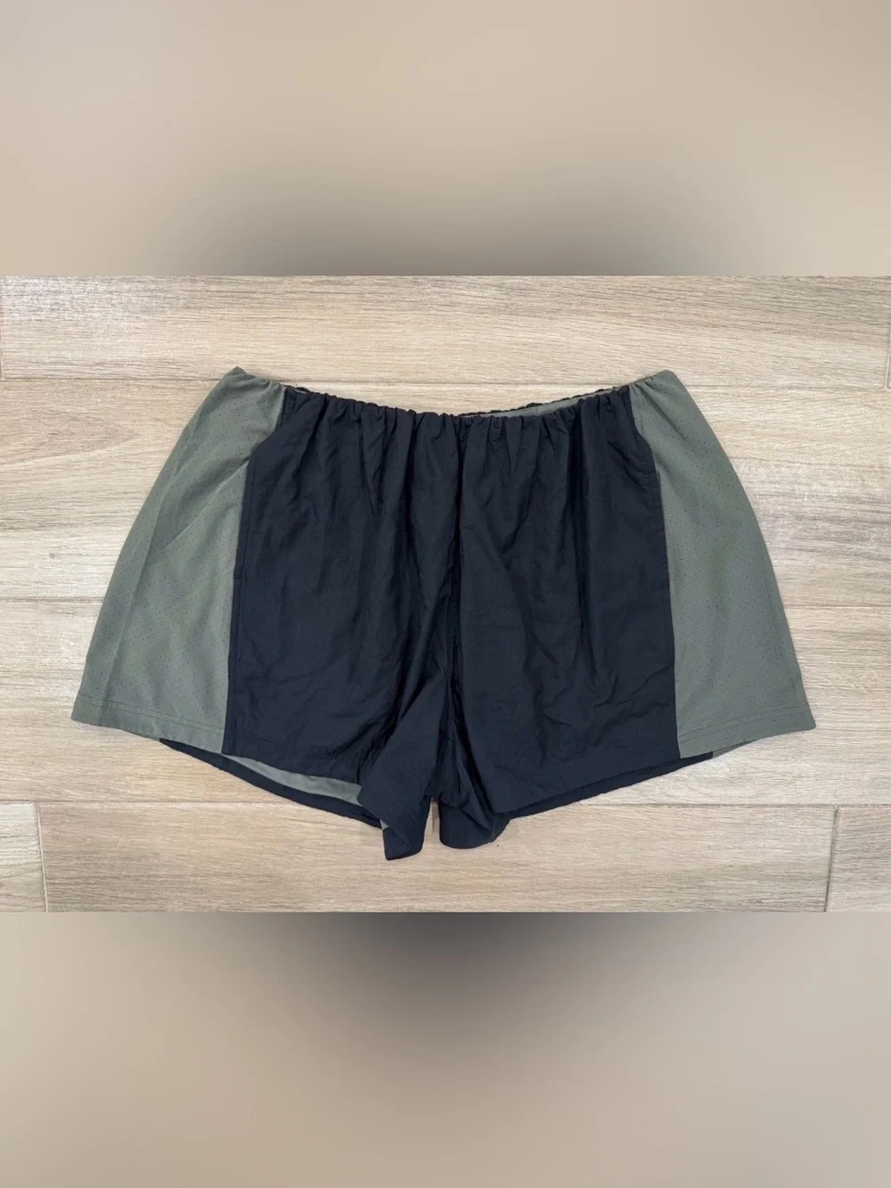Lululemon Nylon High-Rise Short 5